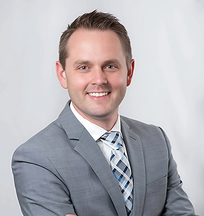 home-atty-bio-pics-slider-Peter